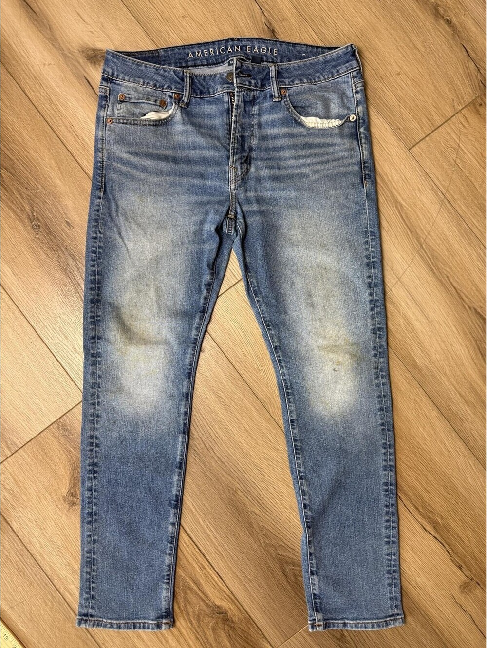 American Eagle Airflex+ Grunge Jeans Mens 34x30 Blue Stretch Denim Stain Flaw